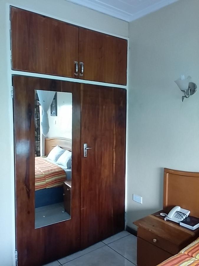 Mwiluzi Motel Ltd Lusaka Eksteriør billede