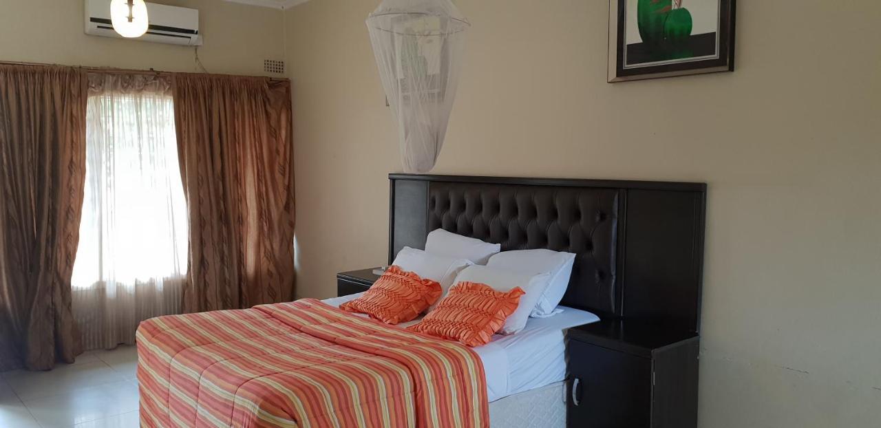 Mwiluzi Motel Ltd Lusaka Eksteriør billede